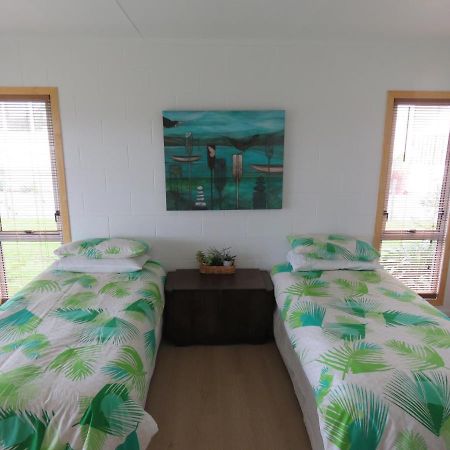 Pohutukawa Bach Hotel Уангарей Екстериор снимка