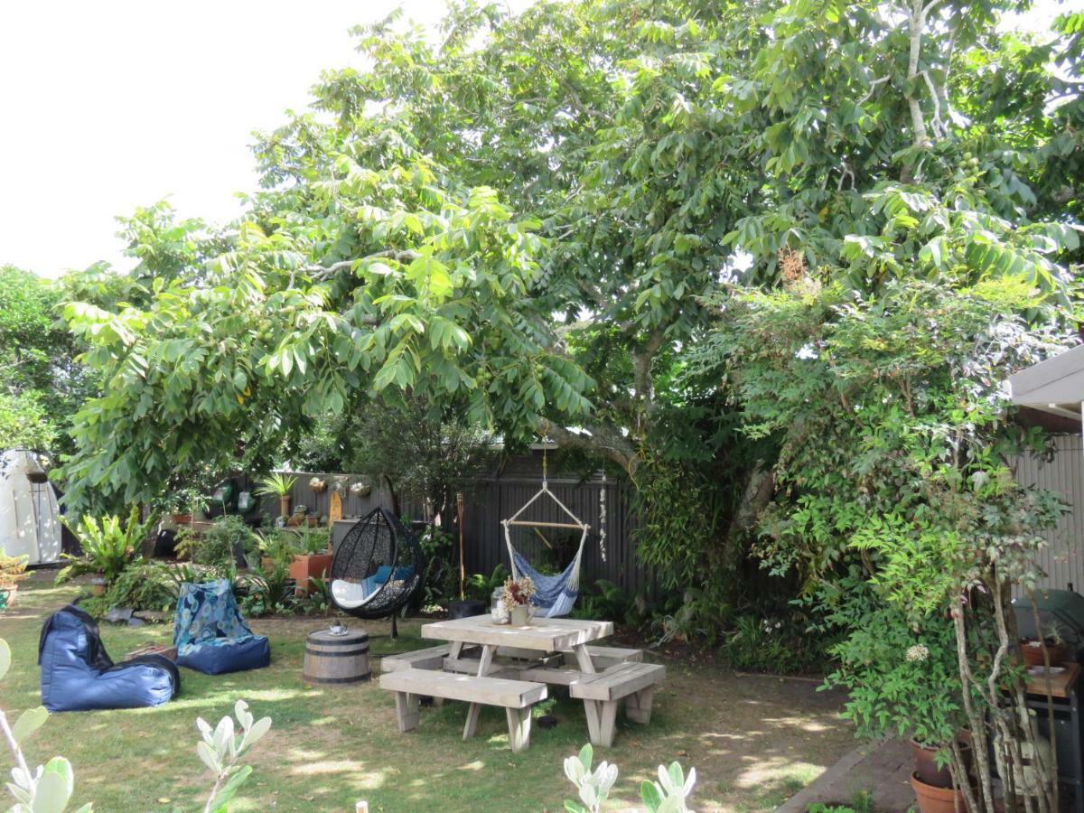 Pohutukawa Bach Hotel Уангарей Екстериор снимка